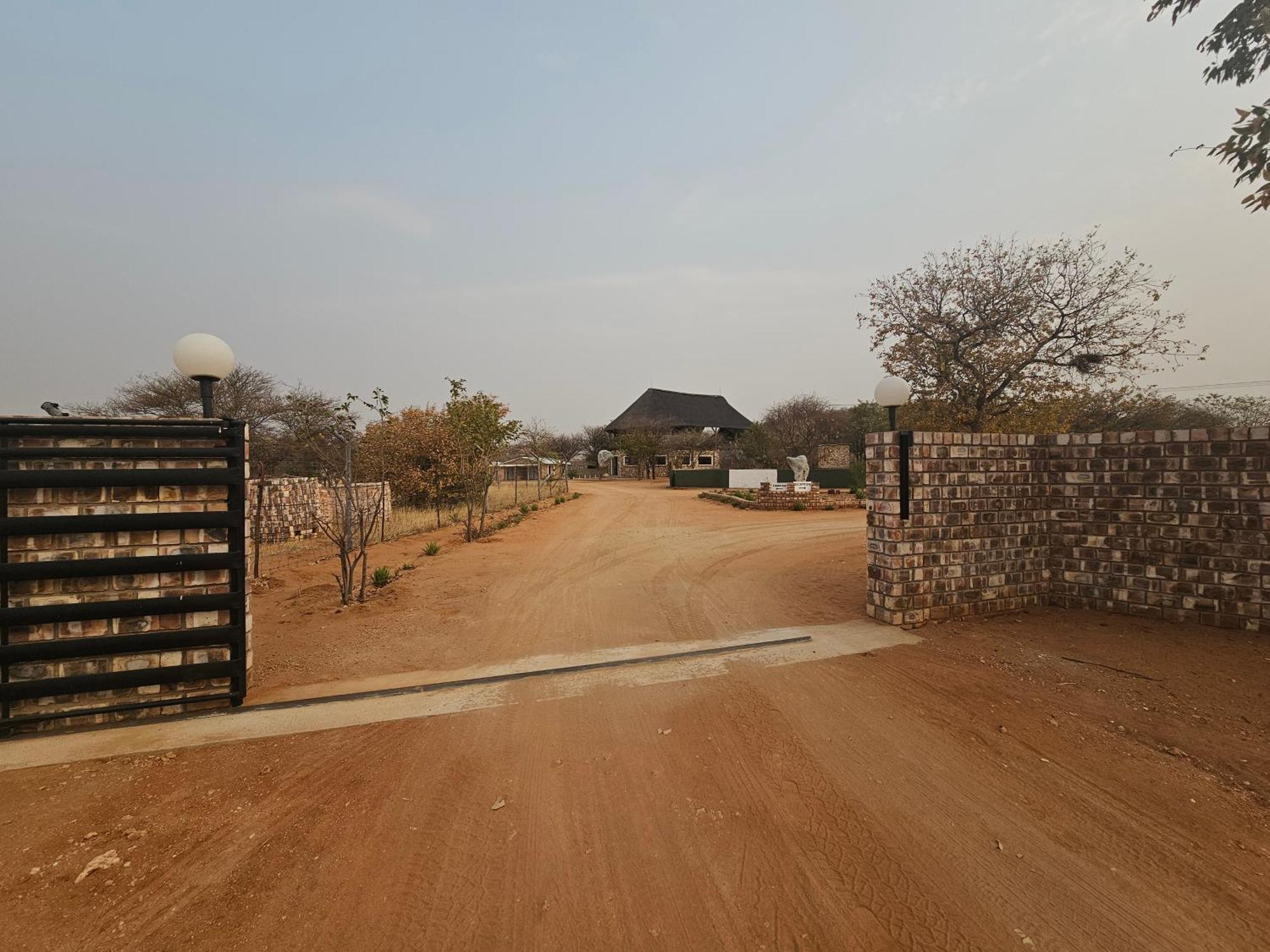 Kaoko Bush Lodge Kamanjab エクステリア 写真