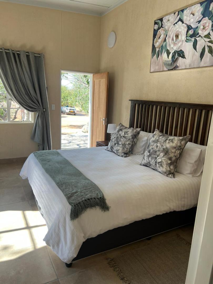 Kaoko Bush Lodge Kamanjab エクステリア 写真